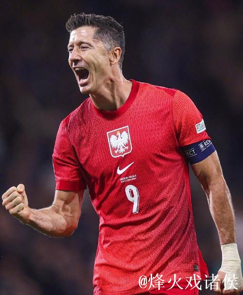 费尔明助攻头球 莱万凌空勾射破门