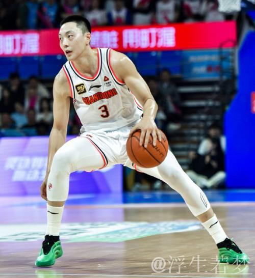 伯克30+10+6胡明轩斩15分 广东击败吉林豪取三连胜 伯克30+10+6胡明轩斩15分 广东击败吉林豪取三连胜